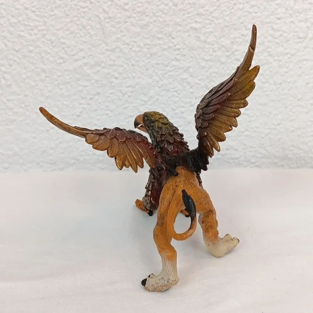 Safari griffin mythical